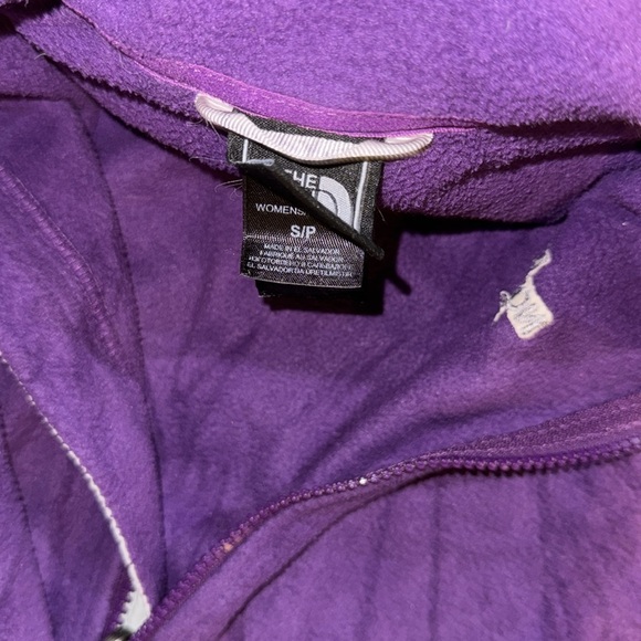 THE NORTH FACE PURPLE SWEATER - Picture 3 of 4